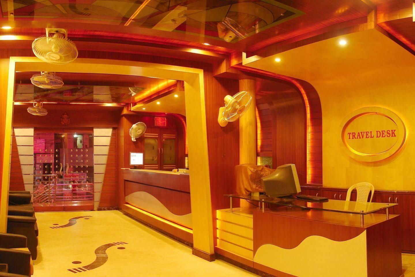Fabhotel Kinnera Comforts Railway Station Visakhapatnam Bagian luar foto